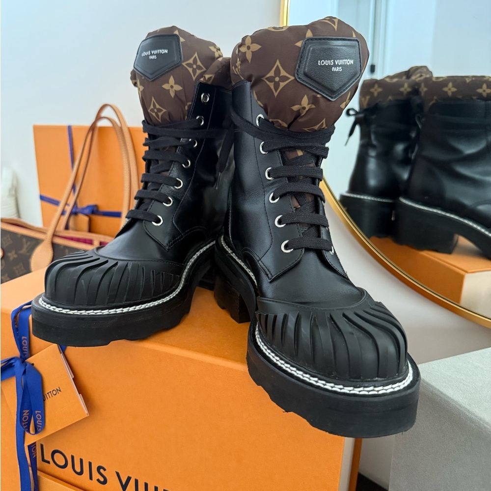 Louis Vuitton, Women’s Size 37.5, LV Beaubourg Ankle Boot Boots